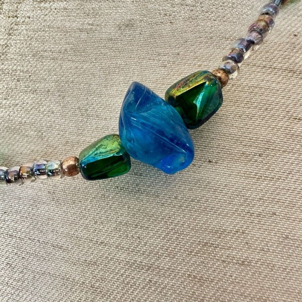 Blue green beaded necklace - Picture 8 of 10